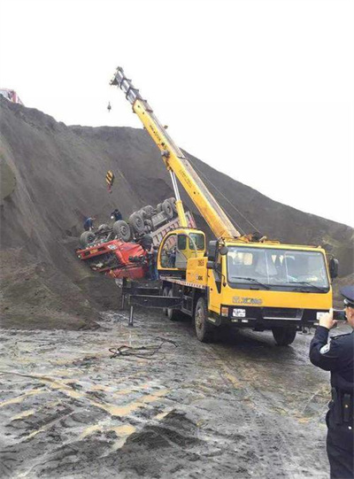 马关上犹道路救援